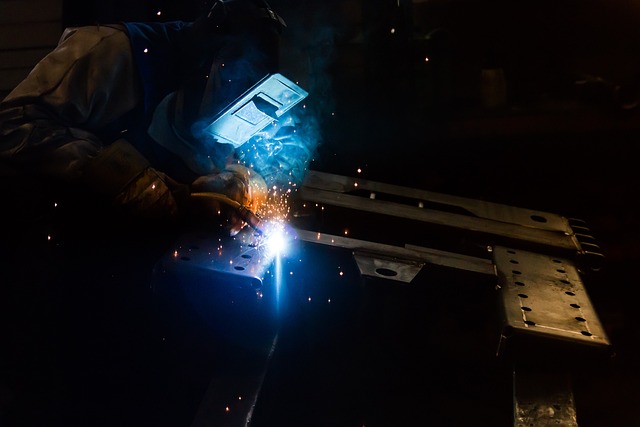 welding-2819144_640